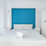 Sns In Sophia Mamaia
