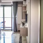 Sns In Sophia Apartment Mamaia