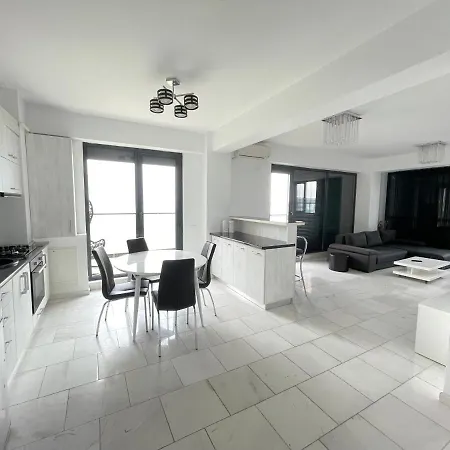 Sns In Sophia Apartment Mamaia