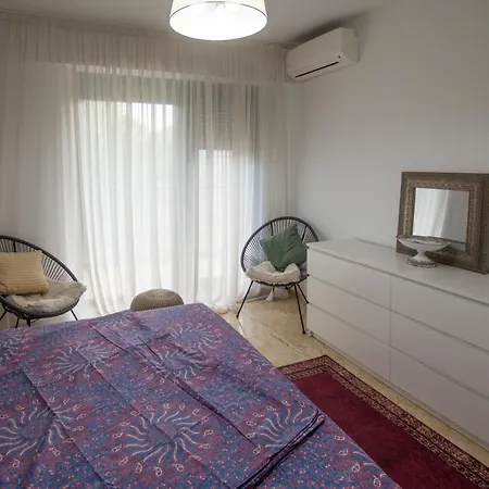 Sns In Sophia Apartment *