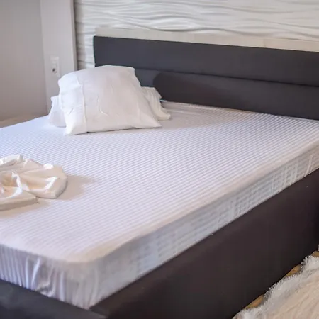 Sns In Sophia * Mamaia