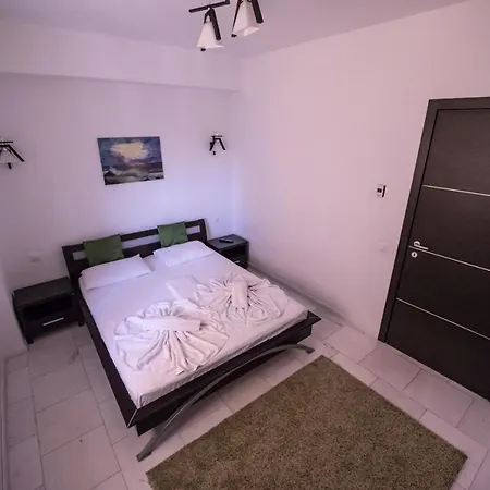 Sns In Sophia * Mamaia