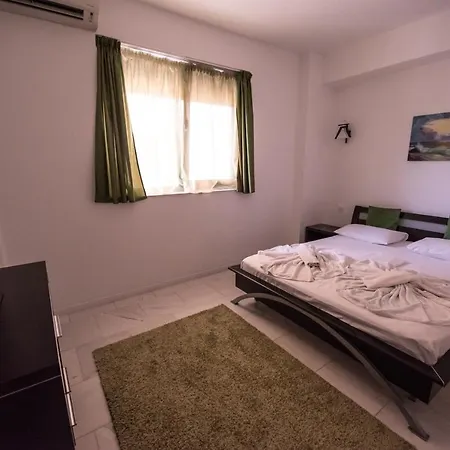 Sns In Sophia Apartment