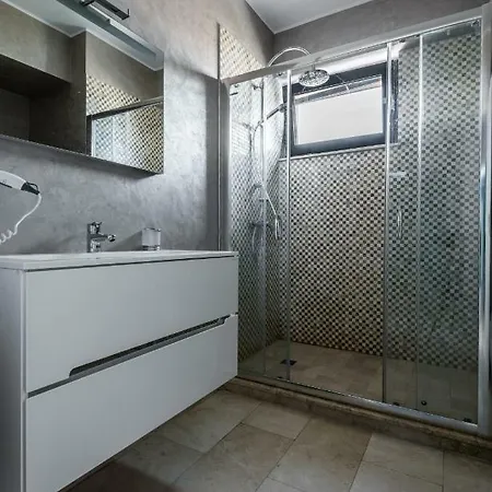 Daire Sns In Sophia Mamaia