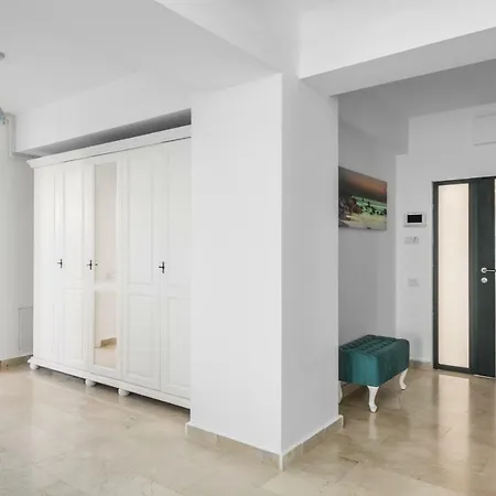 Sns In Sophia Apartment