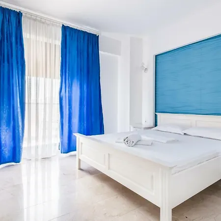 Sns In Sophia * Mamaia